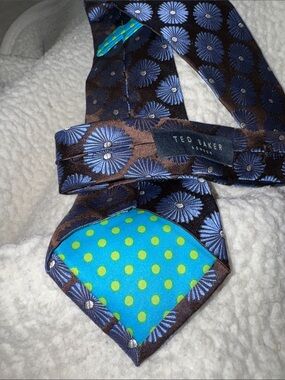 Ted Baker London silk tie